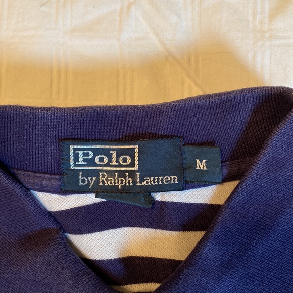 Ralph Lauren Men.Worn in good condition. Collar on 2 small discoloration - Picture 4 of 10